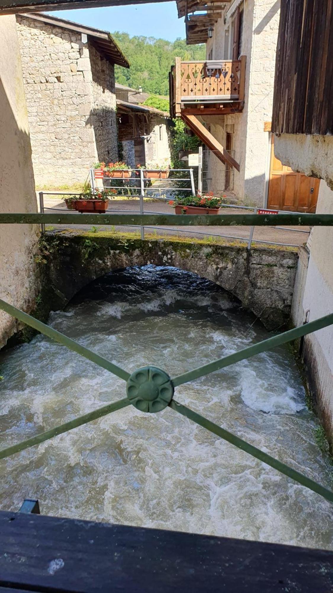 مبيت وإفطار Cerdon  Au Fil De L'Eau المظهر الخارجي الصورة